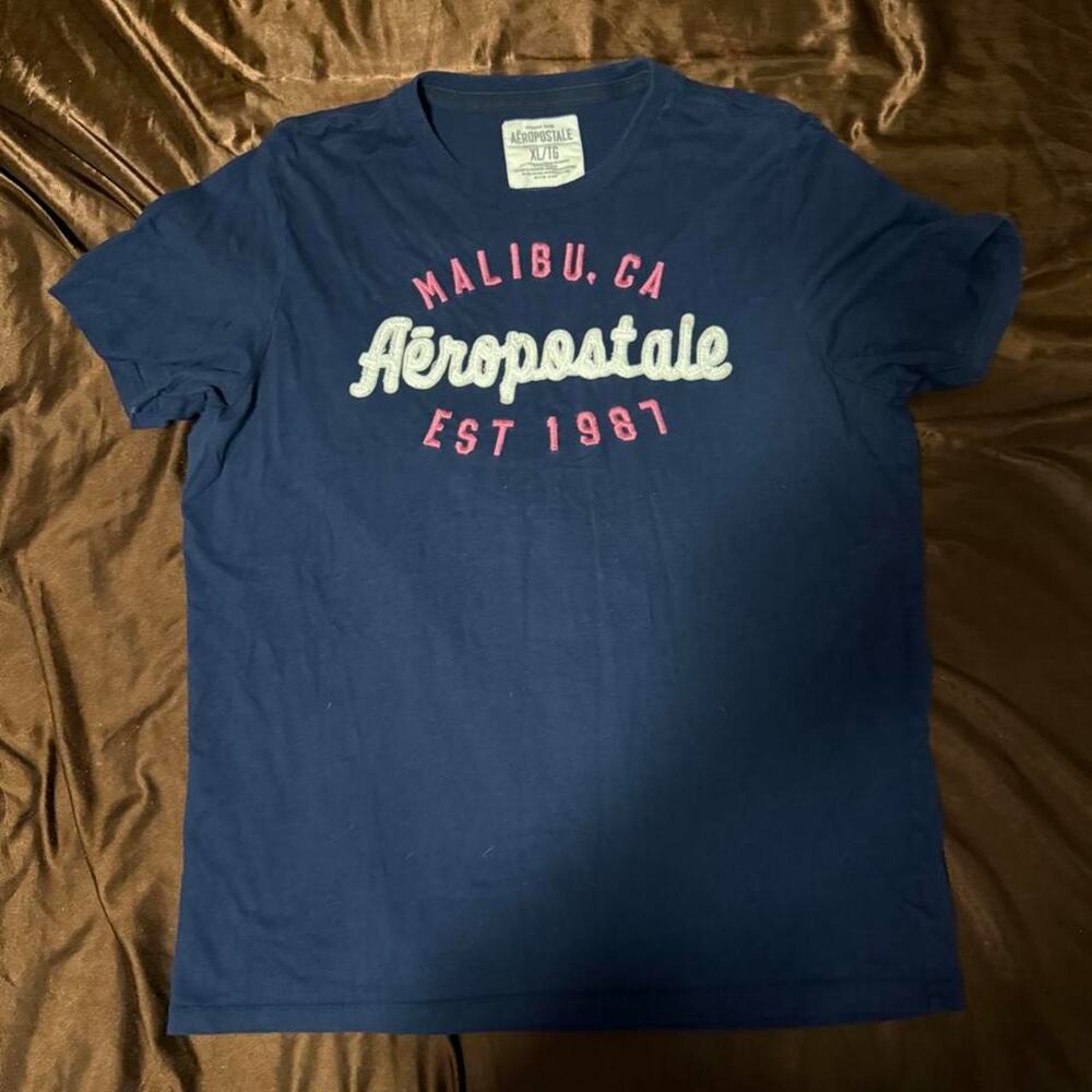 Navy blue aeropostale cotton t shirt